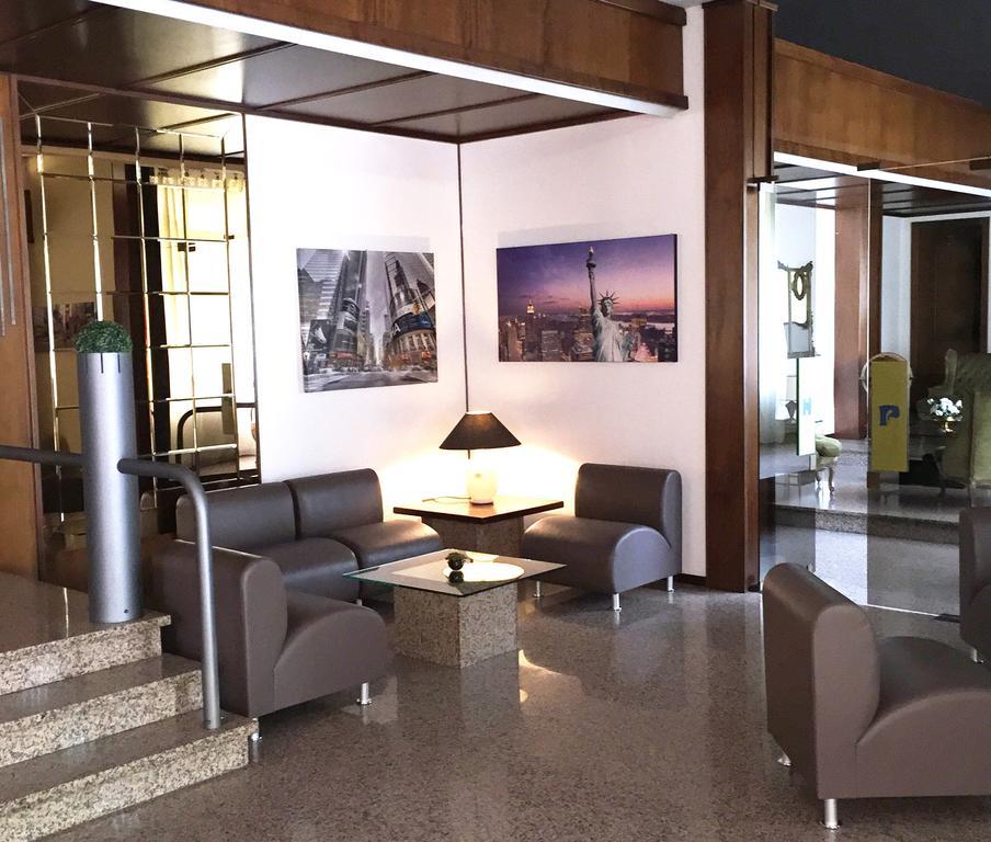 Hotel Pamela Сан-Пьетро-ин-Казале Экстерьер фото
